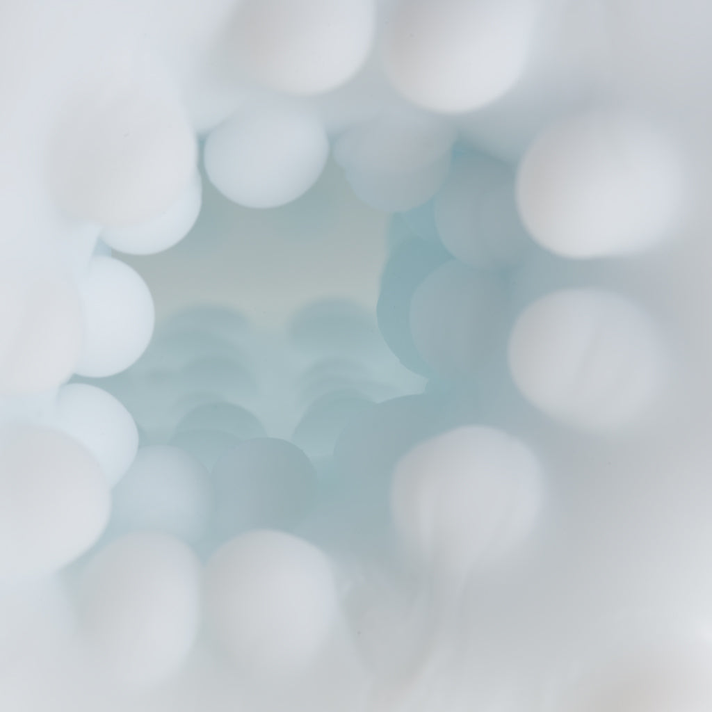 Material adaptable